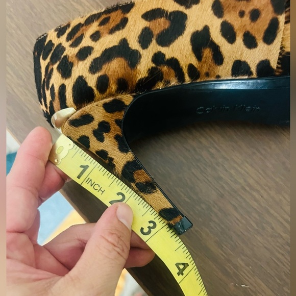 Calvin Klein Gayle Calf Hair Leopard Print Pointed Toe Heel size 8 - Picture 9 of 9